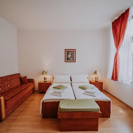 Hotel The By Dalia Koszyce